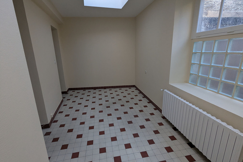 Commercial premises in Ploërmel, 44 m2 - Photo 4