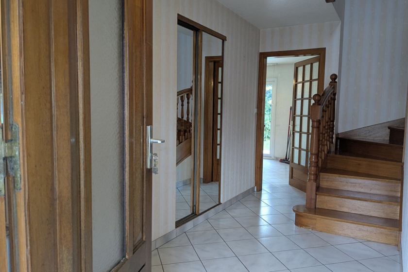  - Photo 4