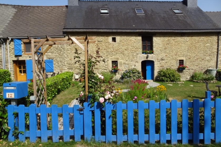Lovely character property with a gite for sale Nr PLOERMEL and JOSSELIN - Photo 1