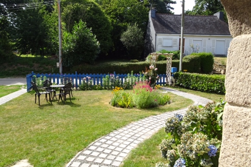 Lovely character property with a gite for sale Nr PLOERMEL and JOSSELIN - Photo 2