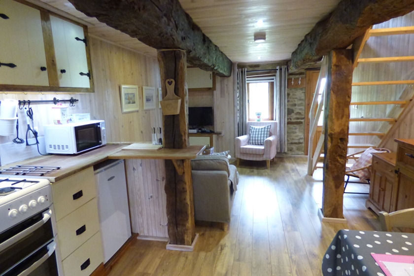 Lovely character property with a gite for sale Nr PLOERMEL and JOSSELIN - Photo 12