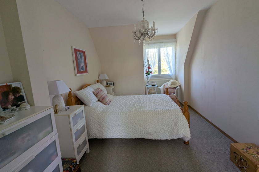 - Photo 10