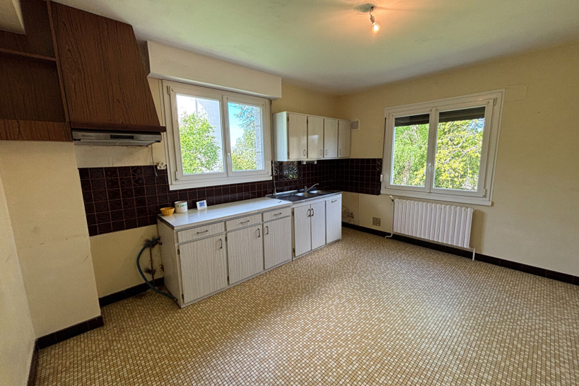 Maison Ploermel 8 pièce(s) 142 m2 - Photo 2