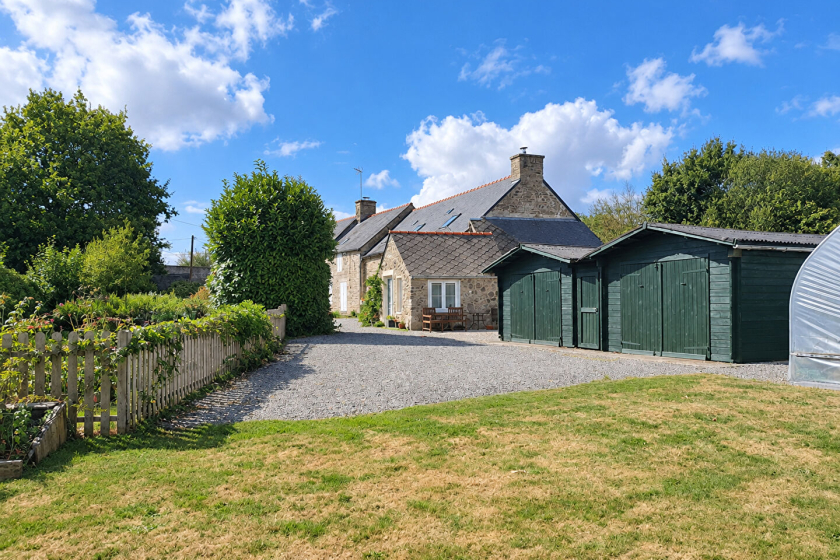Brittany Cotes d'armor - jolie maison de 4 chambres + 1 appartement d'1 chambre - Photo 3