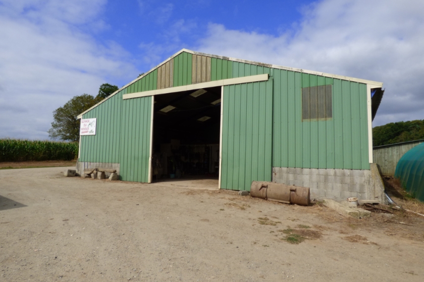 Propriété équestre sur plus de 8 hectares au coeur de la Bretagne - Photo 3
